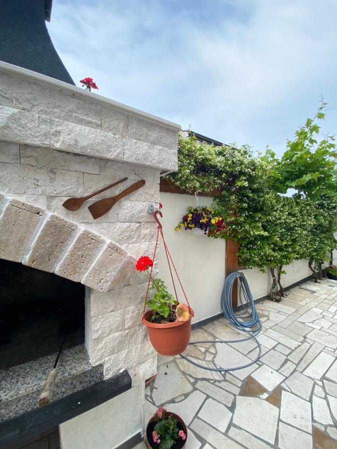 Magdalena Apartment Трогир Екстериор снимка